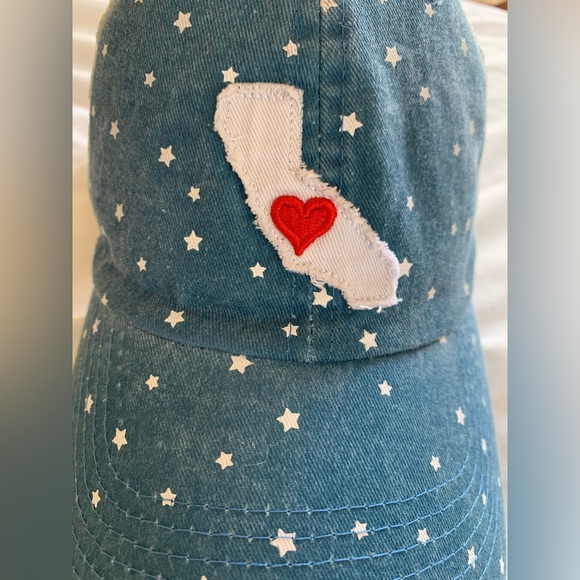 Homefree STARS&STRIPES CA BASEBALL CAP NWOT❤️💙🤍🌟 - Picture 2 of 6